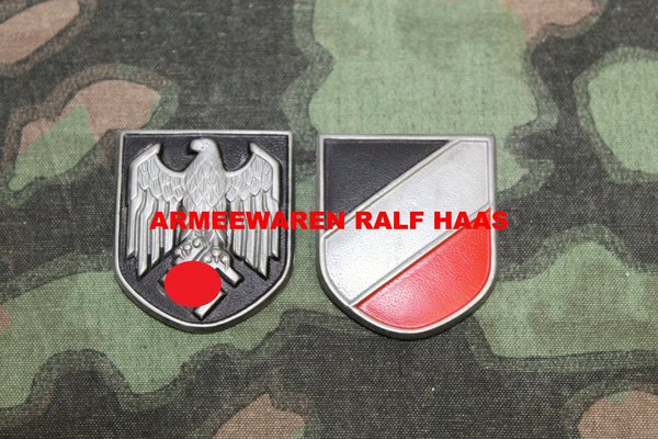 Satz Abzeichen/Embleme für den Tropenhelm Wehrmacht Heer