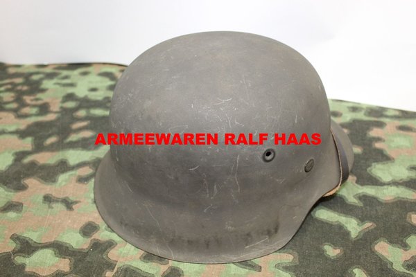 Wehrmacht Stahlhelm M42 ungetragen!